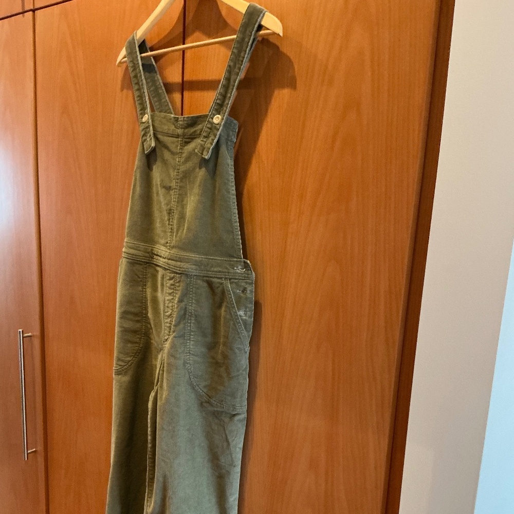 Patagonia Women's Stand Up® Cropped Corduroy Overalls in moss green